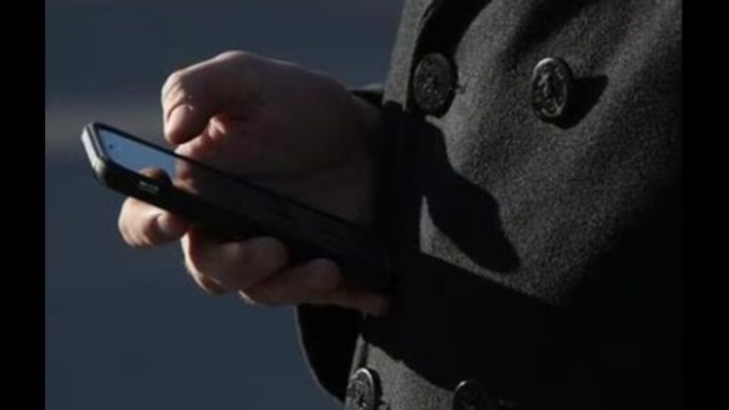 Cyber fraudsters dupe Lko investors of ₹3.7 cr on social media