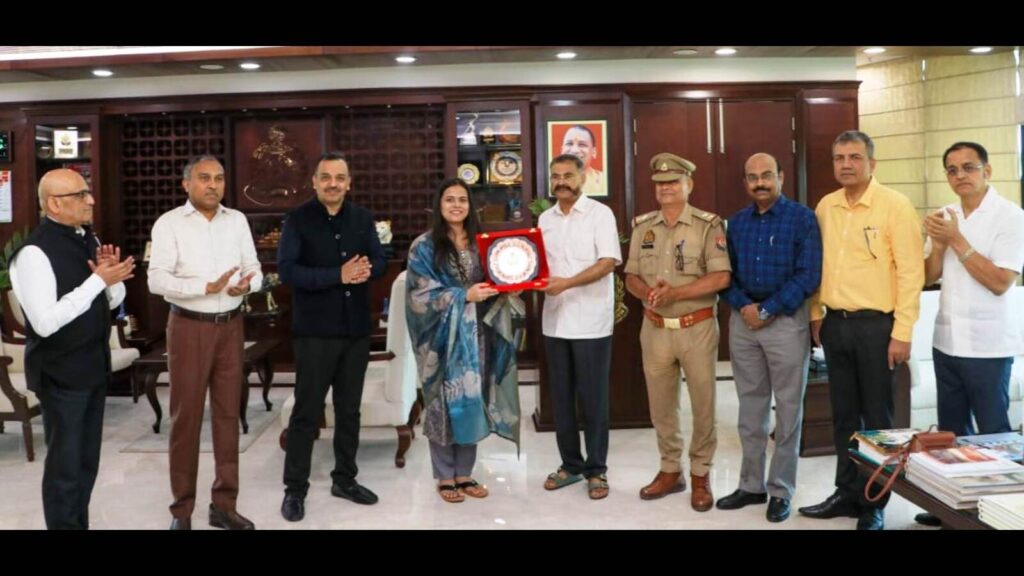 DGP fetes Prayagraj girl who topped UPSC