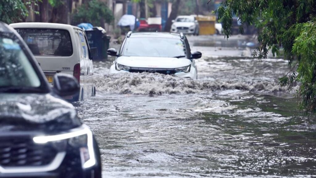 Delhi comes out with single helpline for all rain woes — 311 | Latest News Delhi