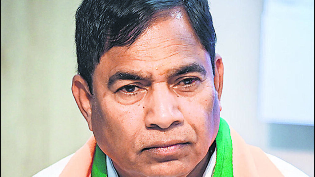 Delhi court charges bjp mp for assaulting cop | Latest News Delhi