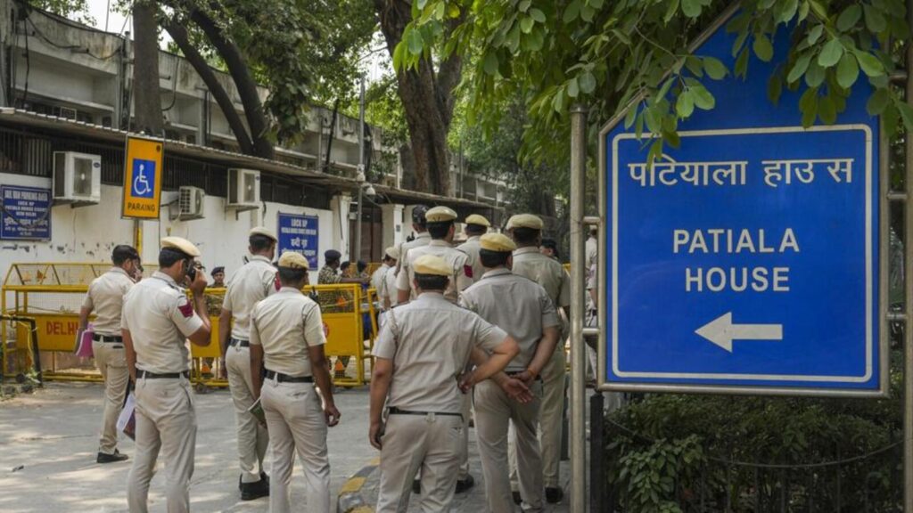 Delhi court sets aside order to lodge FIR against cop, doctor in custodial torture case | Latest News Delhi