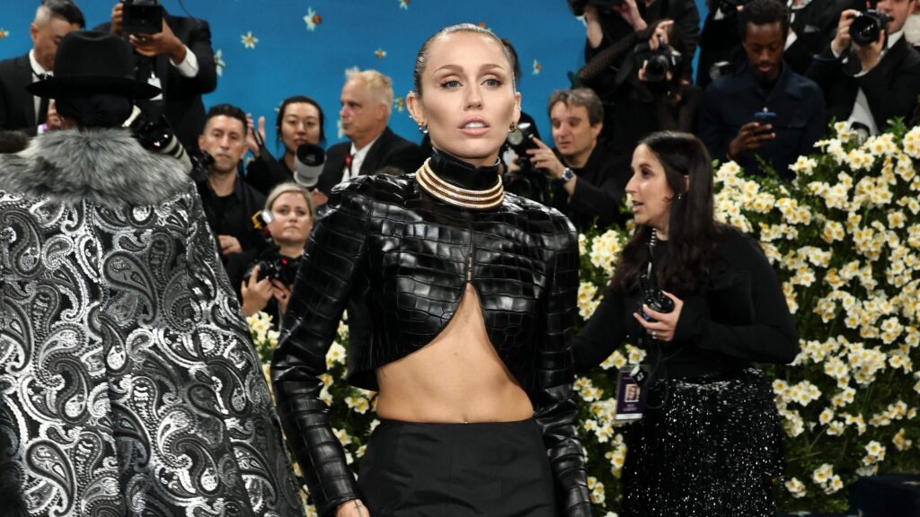Did Miley Cyrus quietly go under the knife? Plastic surgeons say her Met Gala look hints at ‘undetectable’ tweaks