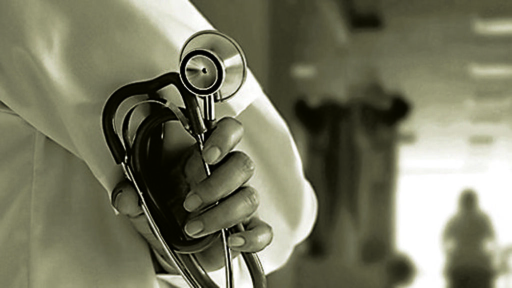 Doctor dies at hospital; cops suspect suicide