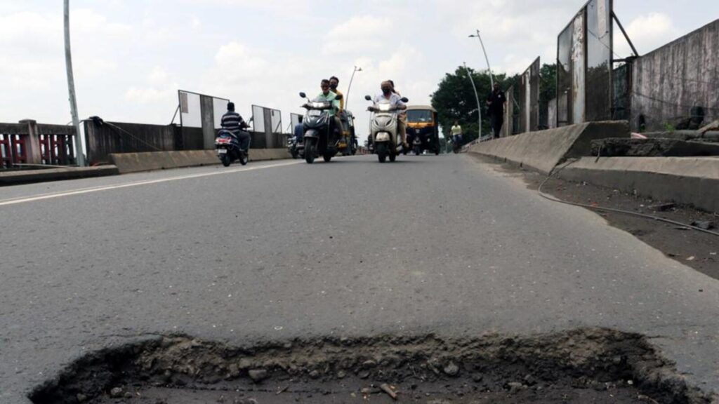 Ex-corporator to BMC: Launch pothole portal, fine engineers ₹5K for delays | Mumbai news