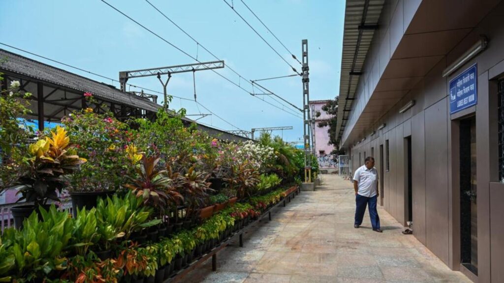 Four suburban stns among 103 slated for launch on May 22 | Mumbai news