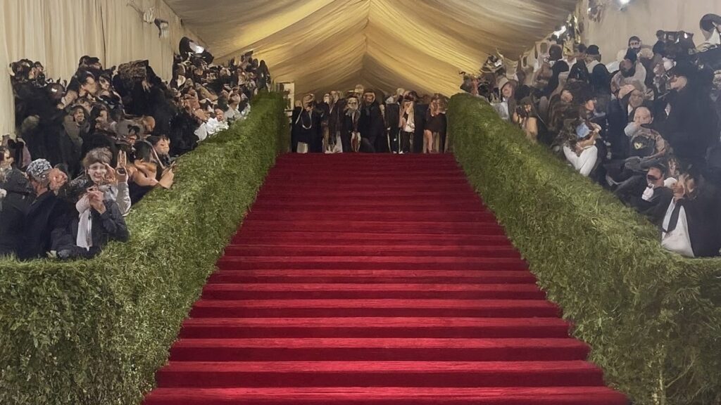 From Donald Trump to Lili Reinhart, list of celebrities allegedly banned from Met Gala | Hollywood