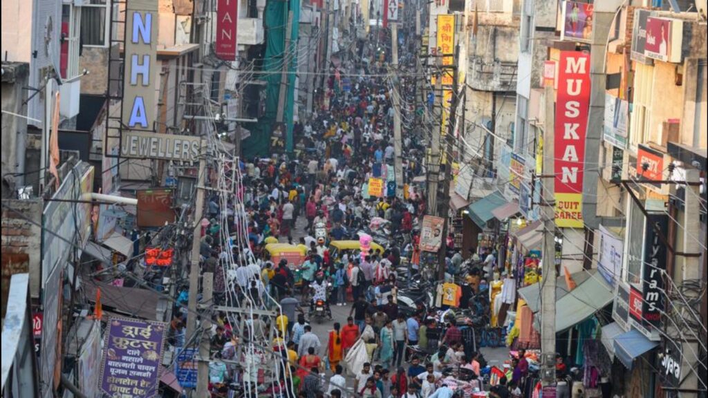 GMDA to install CCTVs at 62 spots in Gurugram’s Sadar Bazar