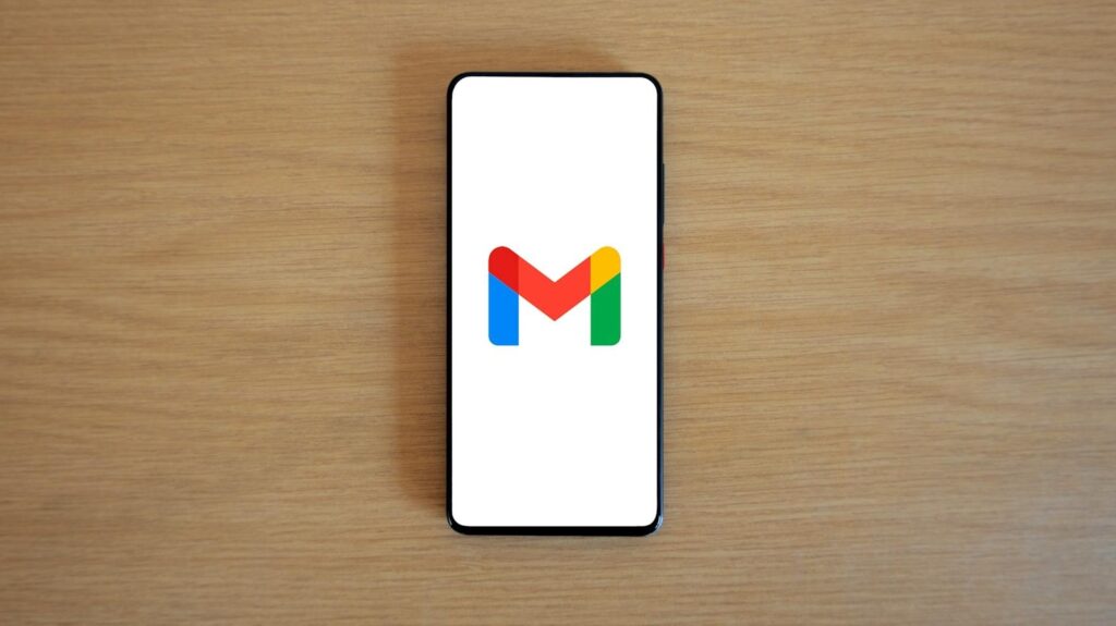 Gmail’s smart replies get smarter, can now scan inbox and drive to help you out