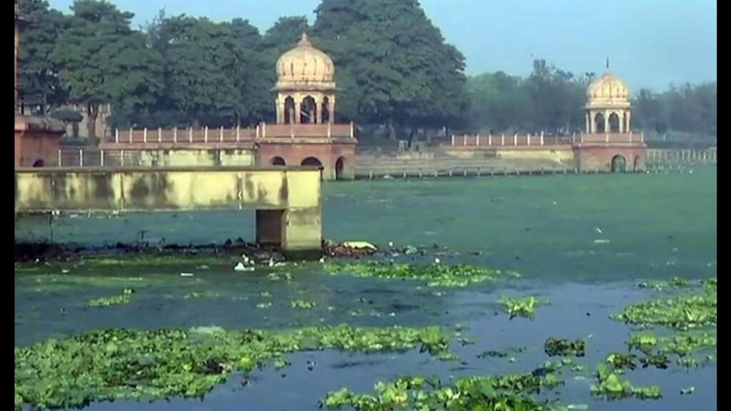 Gomti turns methane hotbed, emerging as urban climate threat