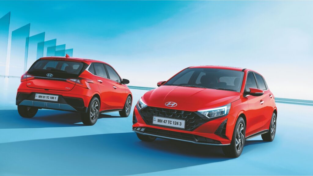 Hyundai i20 lineup refreshed with new variant, updated features. Check what’s new