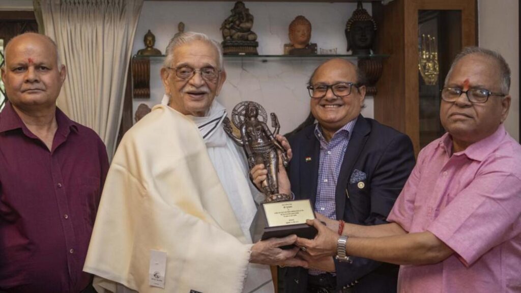 I must admit, I always had my eye on the Jnanpith: Gulzar | Mumbai news