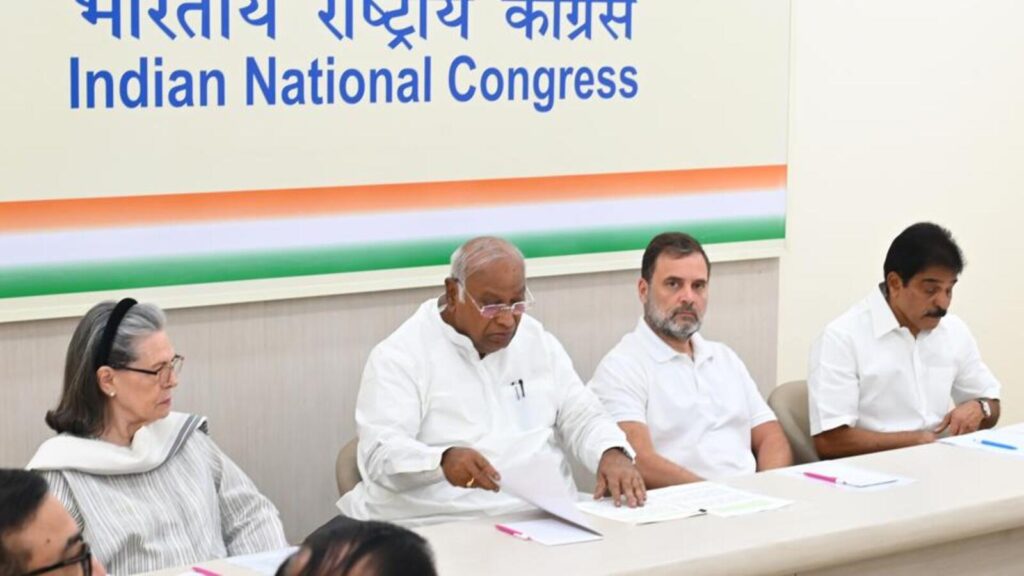 Isolate, penalise Pak, Congress CWC urges govt | Latest News India