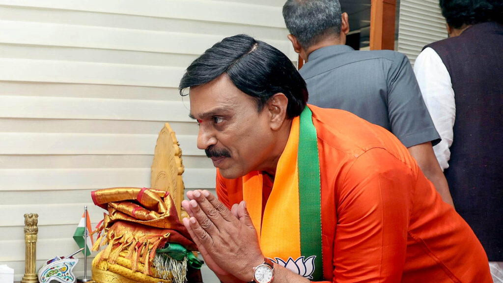 Karnataka MLA and mining baron Gali Janardhan Reddy sentenced to 7 years in Obulapuram illegal mining scam | Bengaluru