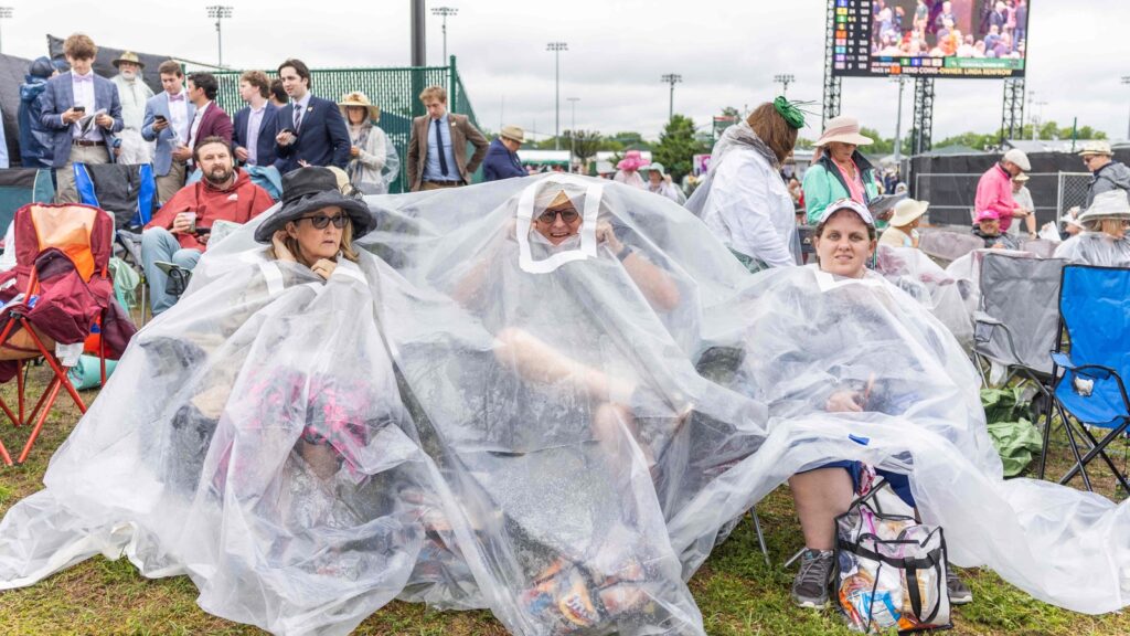 Kentucky Derby 2025 begins! Photos show rains, excitement, fashion and scenes from Churchill Downs
