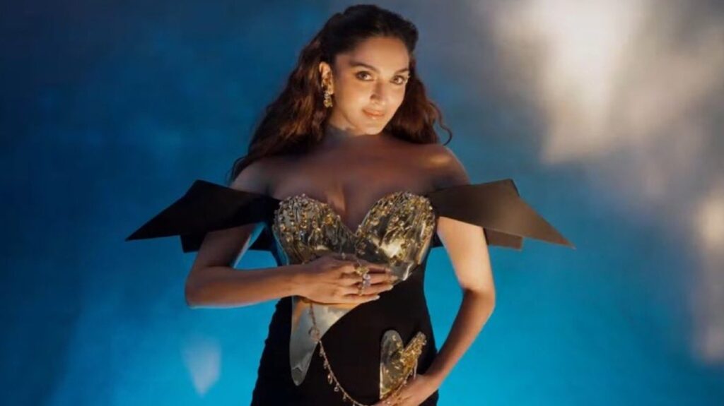Kiara Advani flaunts baby bump for her Met Gala 2025 debut, stuns in custom Gaurav Gupta gown. See pics | Fashion Trends