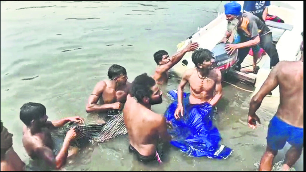 Ludhiana: Tragedy at Buddha Nullah, two minor boys drown during religious event