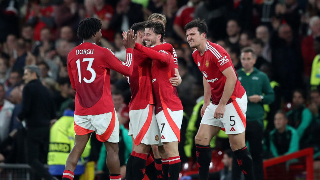 Manchester United and Tottenham set up Europa League final, one win away from Champions League spot | Football News