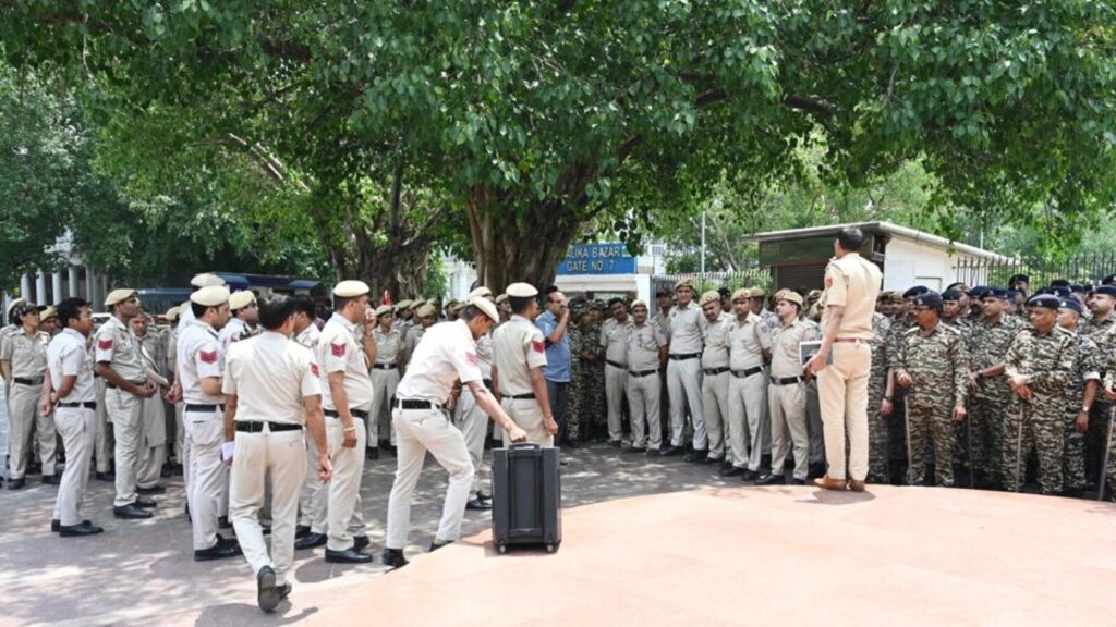 Metro, buses will not be impacted by drill, say officials | Latest News Delhi