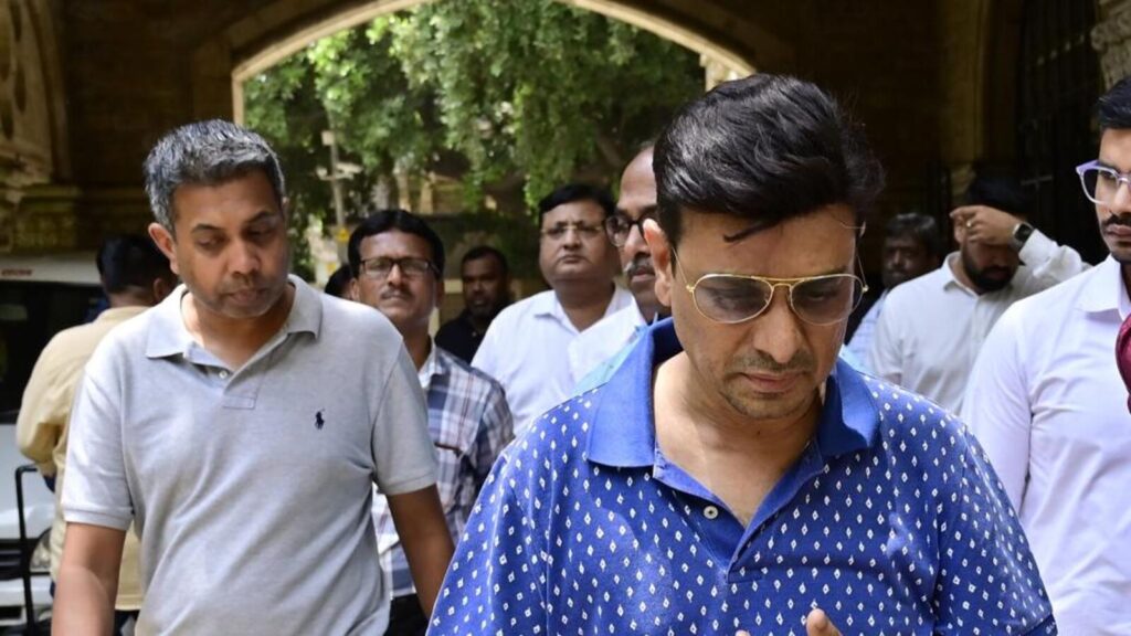 Mithi River desilting scam: EOW arrests two intermediaries | Mumbai news