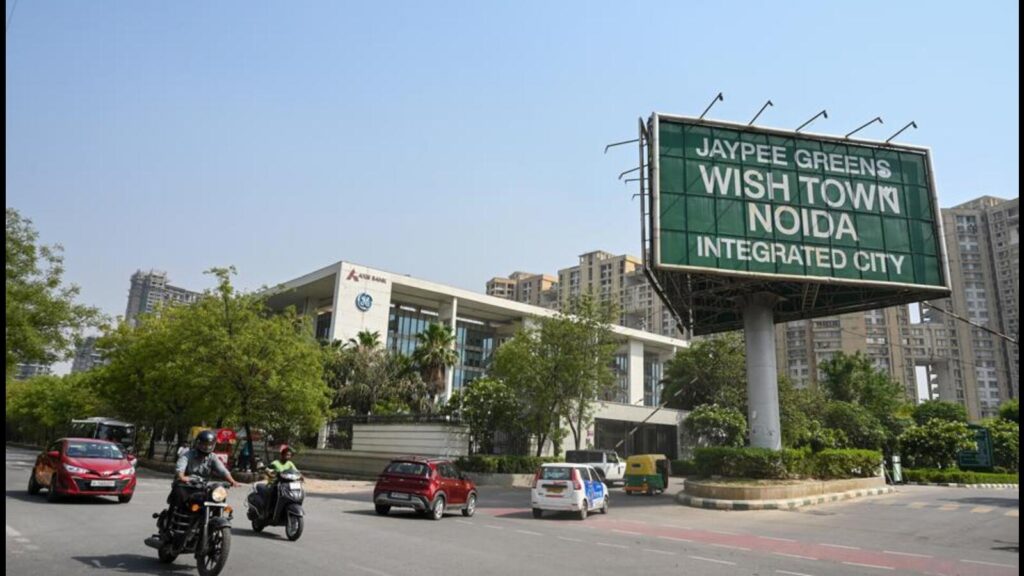 Noida court bans protesters within 100m of Jaypee office