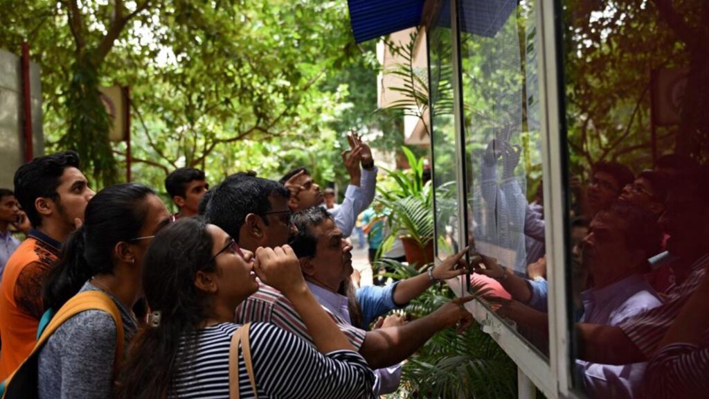 Over 2 million FYJC seats up for grabs | Mumbai news