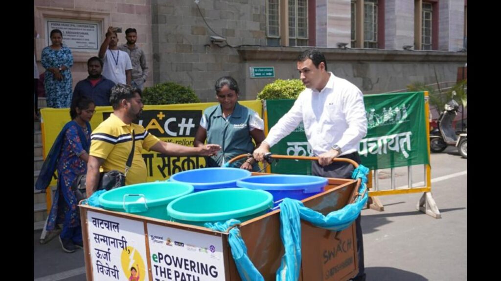 PMC launches pilot project for e-pushcarts in waste collection