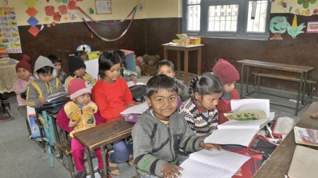 Pune dist leads state with highest junior KG registrations