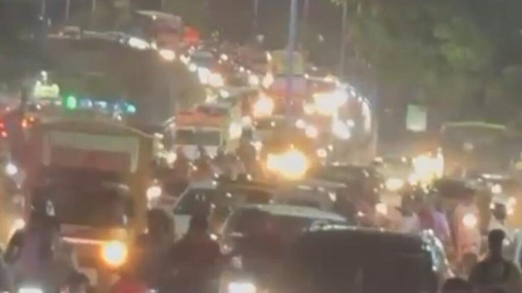 Pune’s Sinhagad Road residents frustrated over persistent congestion despite new flyovers