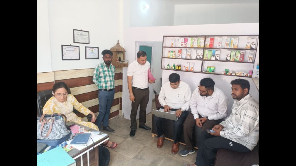Quack’s illegal clinic busted in Panchkula