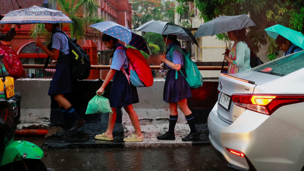 Rain lashes parts of Delhi, IMD forecasts more showers and thunderstorms today | Weather updates | Latest News India
