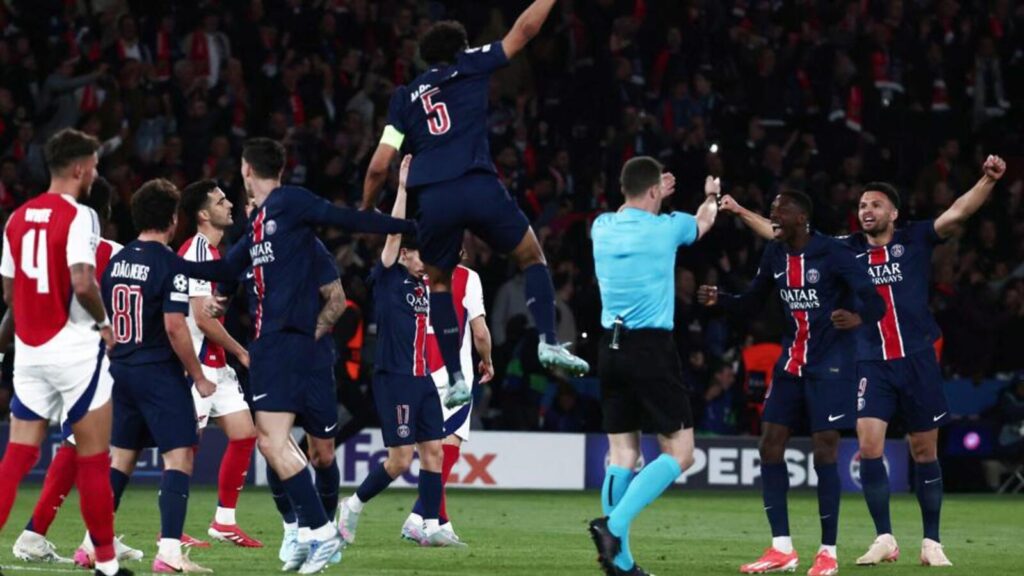 Resolute PSG weather Arsenal storm, make final | Football News