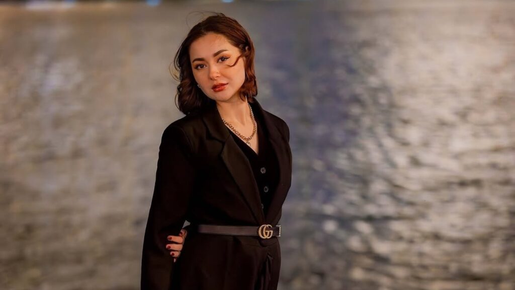 ‘Ro doongi’: Pak actor Hania Aamir is overwhelmed at Indian fans using VPN to reach out after India bans her Instagram