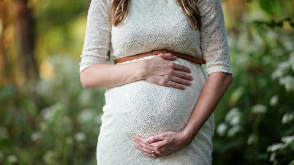 Should you eat more during pregnancy? Dietician shares what eating for two really means | Health