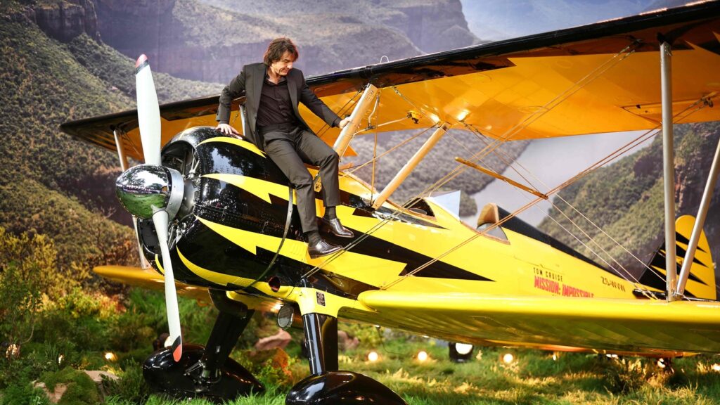Tom Cruise climbs on a plane at Mission: Impossible – The Final Reckoning London premiere | Photos