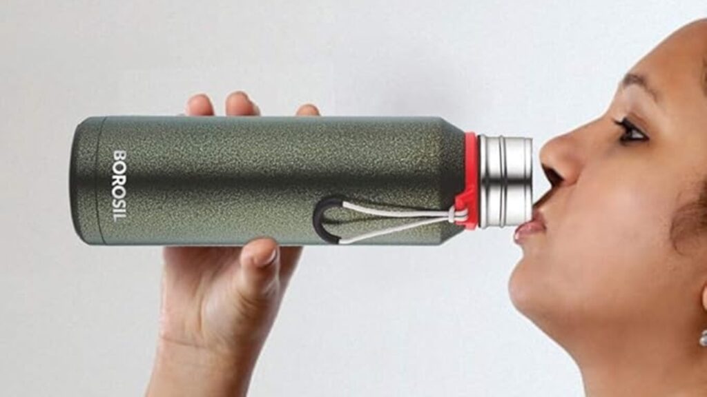 Top 8 Borosil water bottles to keep water cold for 24 hours; Brace yourself from summer heat