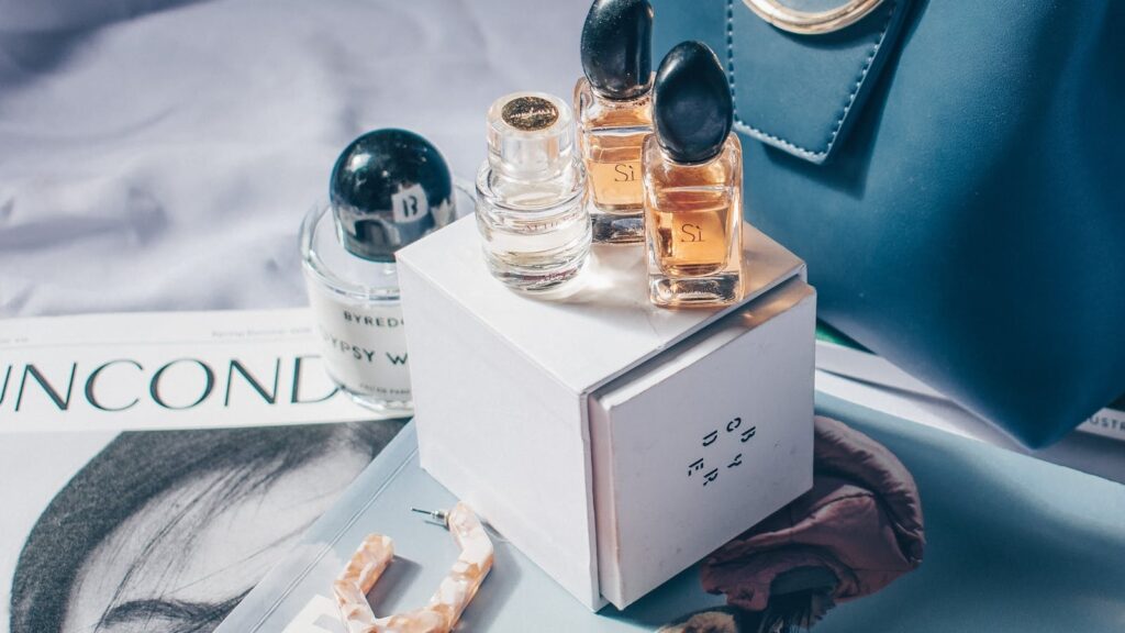 Top 8 spray perfumes for men and women that elevate your mood and confidence instantly | Fashion Trends