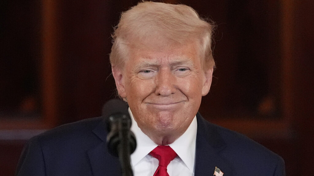 Trump to deport US citizens to El Salvador? Rep Eric Swalwell makes massive claim