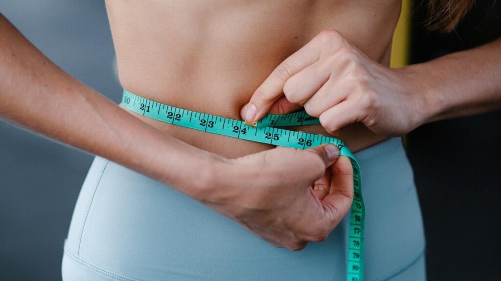 Want to lose 10 kilos in 2 months? Fitness coach shares 6 easy steps to follow for weight loss | Health