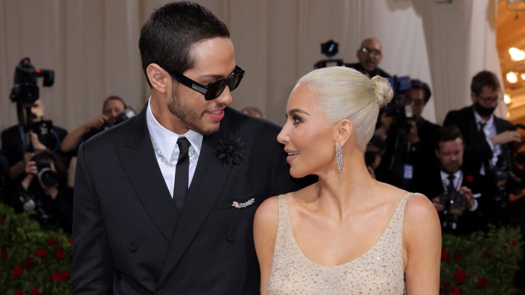 What is the Met Gala curse? List of couples who ended up heartbroken after red carpet appearance | Hollywood